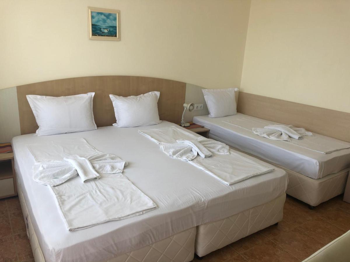 Borko Guest House Primorsko Esterno foto