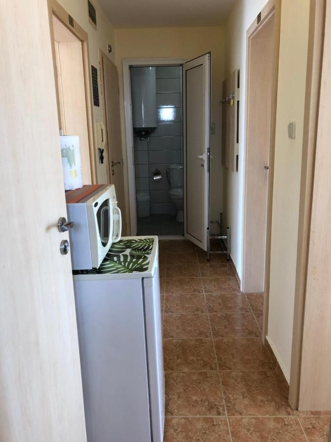 Borko Guest House Primorsko Esterno foto
